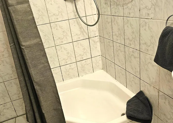 豪斯舍特恩酒店 杜伊斯堡